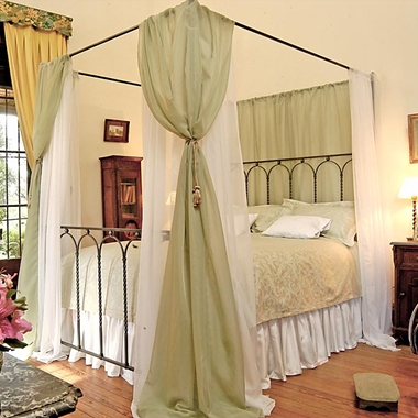 מיטות:מיטה זוגית עשויה מתכת דגם  דניאלה