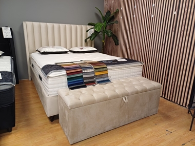 מיטת יהודית רגילה עם ארגזים צבע שמנת 80/190 ס"מ